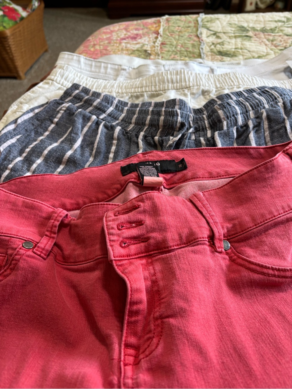 Pink
 Bottoms - Brand Unknown - Stretch Denim Shorts torrid